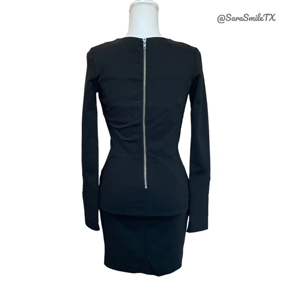ELIZABETH & JAMES Black Low V-Neck Long Sleeve Fitted Party Dress NWOT - Picture 2 of 14